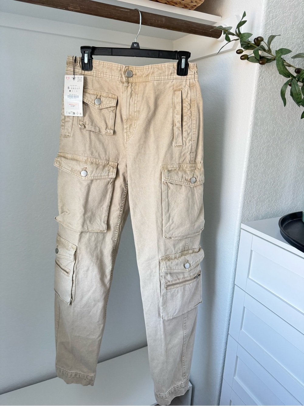 Zara Beige Cargo Utility Pants